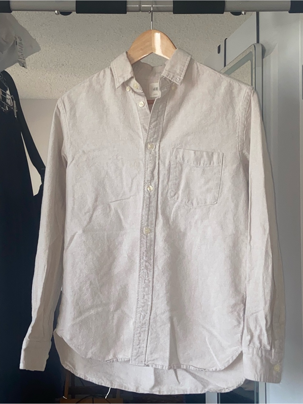 H&M Men's Button-Down Shirt in Light Beige